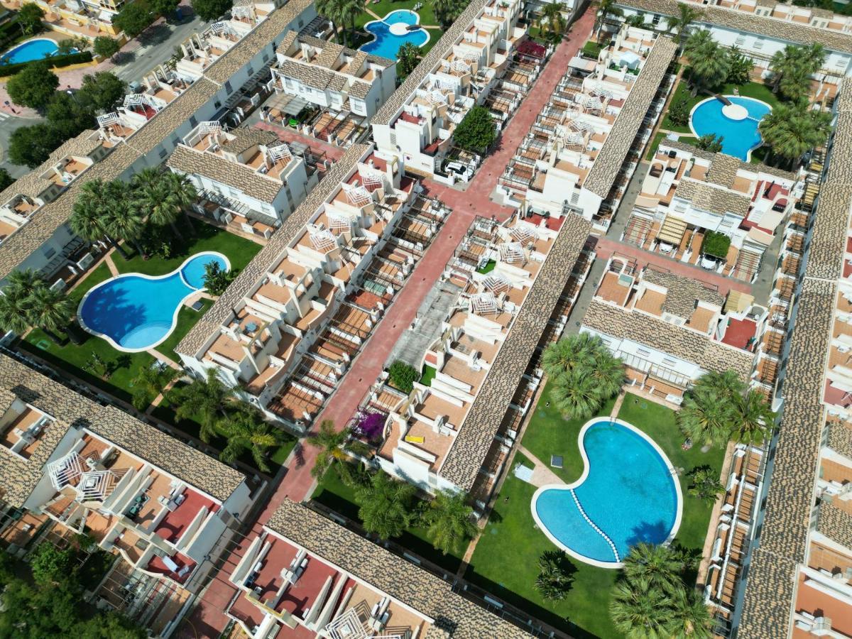 Casa Adosada Con Piscina Y Dos Terrazas Alcossebre Exterior foto